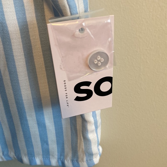 SO women’s blue and white striped button down short sleeve blouse - Picture 9 of 12